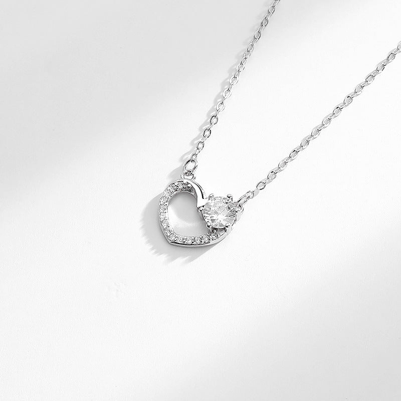 S925 Exquisite Heart Diamond Pendant Silver Necklace
