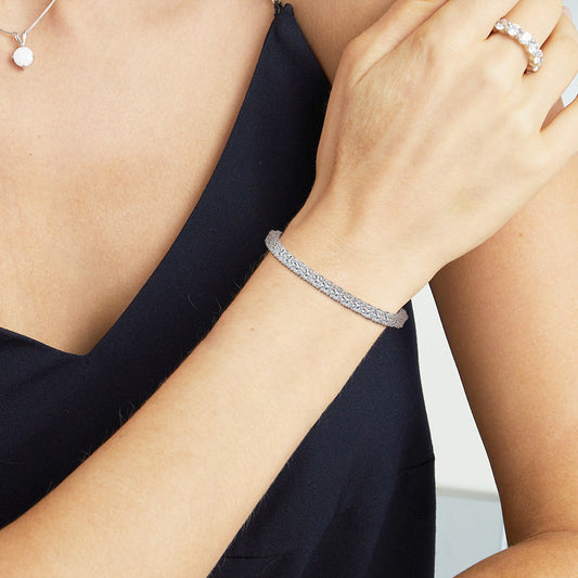 4mm Spring Clasp Zirconia Tennis Bracelet, Unisex Fashion Design