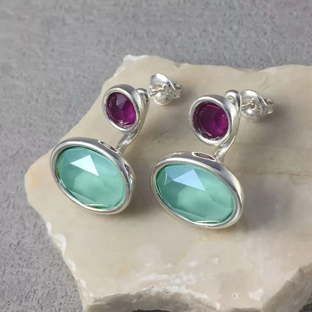 UNOde50 Green Crystal Earrings - Detachable for Two Wearing Methods