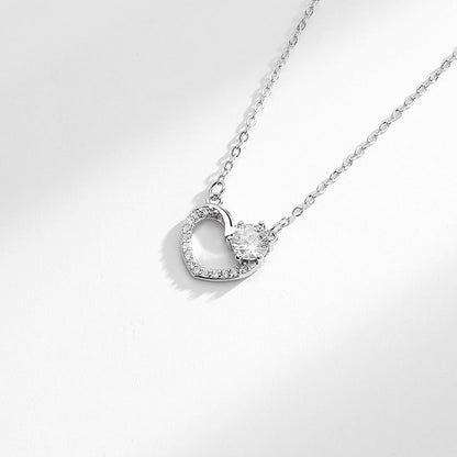 S925 Exquisite Heart Diamond Pendant Silver Necklace