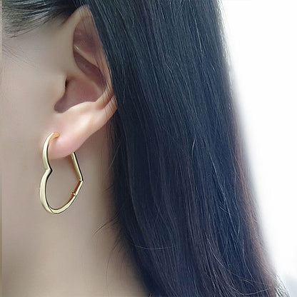 s925 Sterling Silver Heart-Shaped Earrings