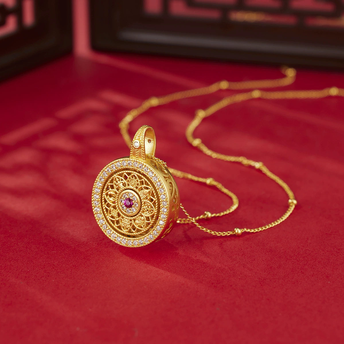 Ruby Red Sunburst Medallion Pendant Necklace | 18K Gold Plated