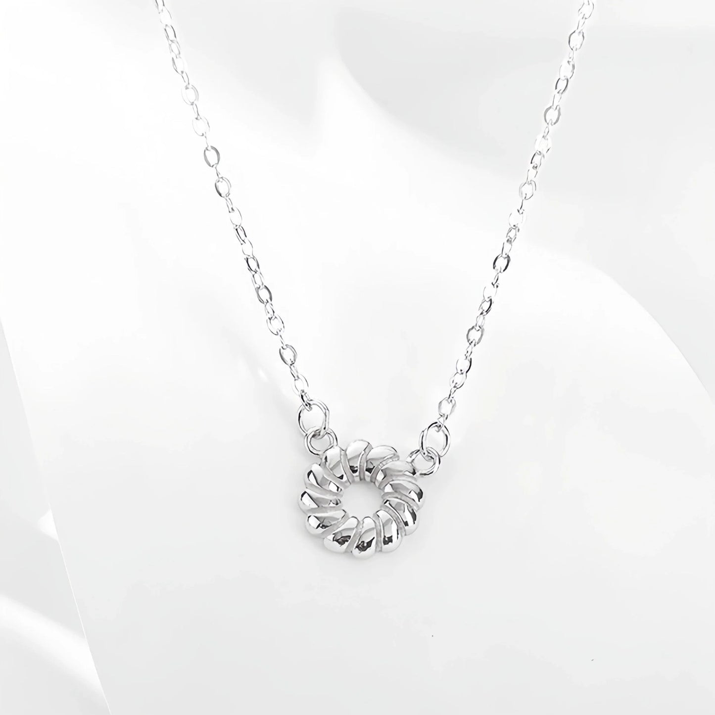 s925 Sterling Silver Necklace Earring Set with Three-Dimensional Striped Circle