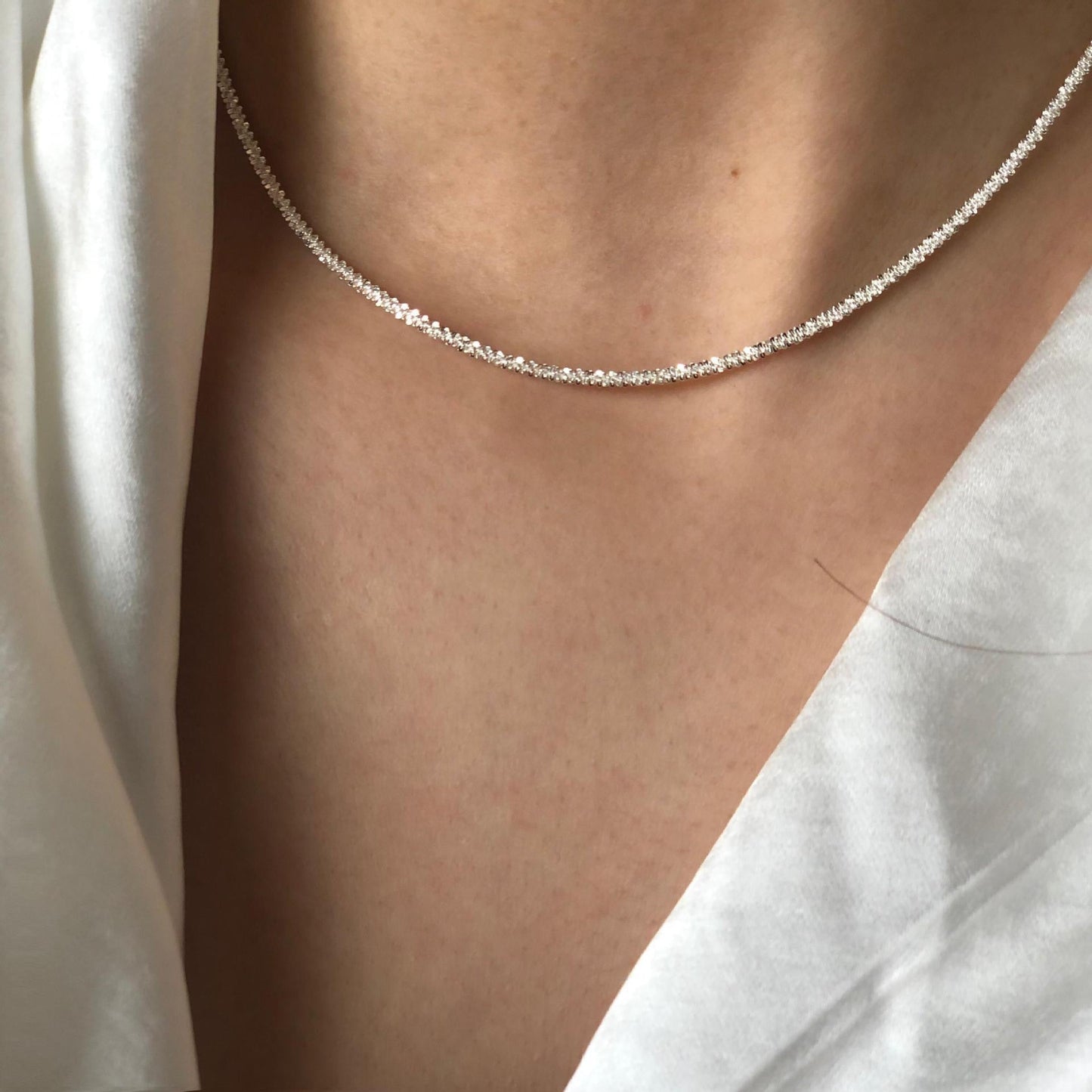 S925 Silver Shimmering Necklace for Men and Women