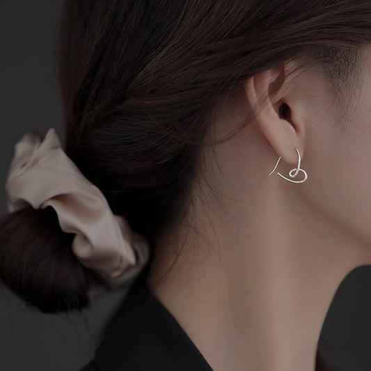s925 sterling silver geometric heart earrings